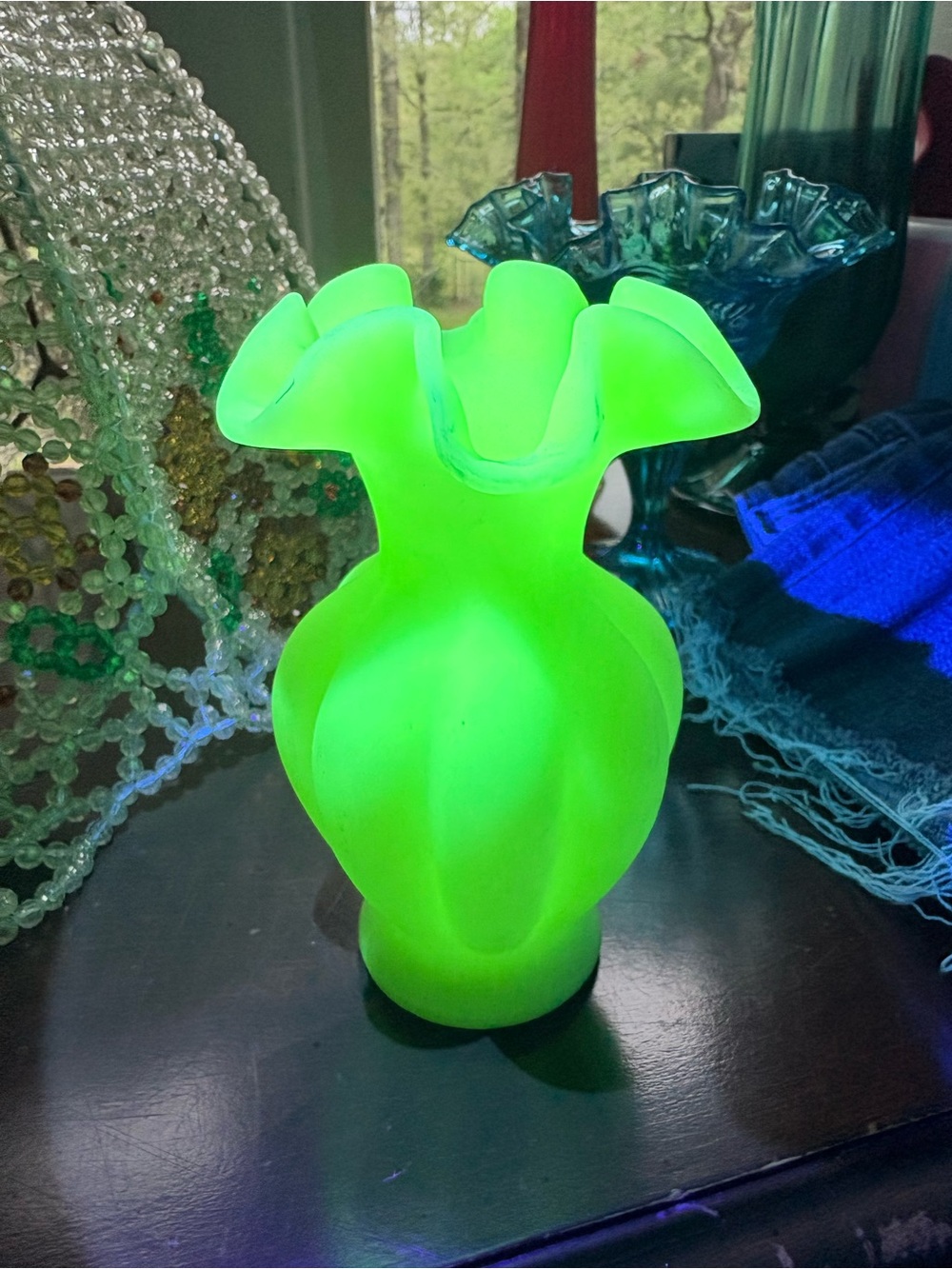 Fenton Vintage Ruffled Top Glass Vase GLOWS